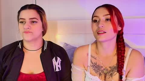 Dakota-Megan online show from October 17, 2:52 pm