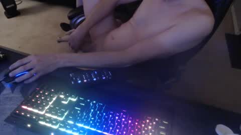 Snapshot of dakota_reilly chatting on January 14, 6:34 am Dakota online show from January 14, 6:34 am