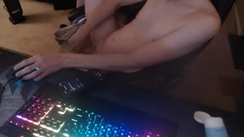 Snapshot of dakota_reilly chatting on January 19, 12:28 pm Dakota online show from January 19, 12:28 pm