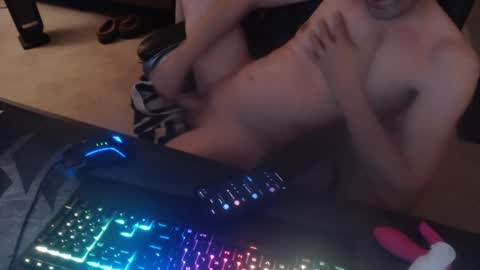 Snapshot of dakota_reilly chatting on February 4, 9:38 am Dakota online show from February 4, 9:38 am