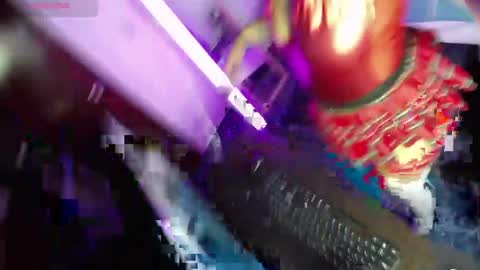 Caroliina online show from April 7, 8:53 pm