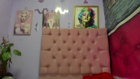 Mariana online show from October 18, 9:15 pm