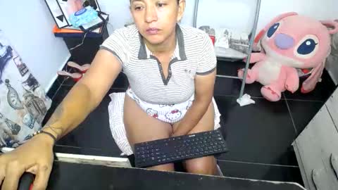 daleska_delicious1 online show from May 24, 2:27 am