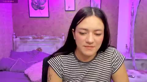 Snapshot of dali_collin chatting on June 24, 2:49 pm dali_collin online show from June 24, 2:49 pm