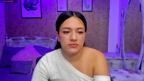 Snapshot of dali_collin chatting on June 26, 6:56 pm dali_collin online show from June 26, 6:56 pm