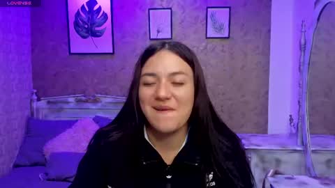 Snapshot of dali_collin chatting on June 27, 12:22 pm dali_collin online show from June 27, 12:22 pm