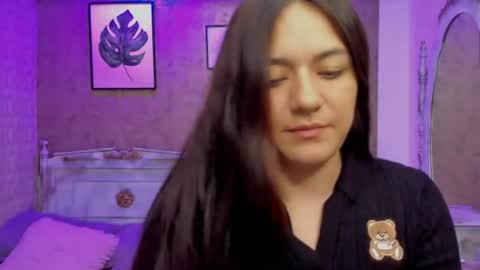 Snapshot of dali_collin chatting on July 8, 12:31 pm dali_collin online show from July 8, 12:31 pm
