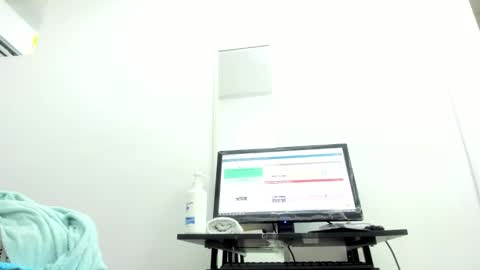  Ren  online show from September 11, 11:49 pm