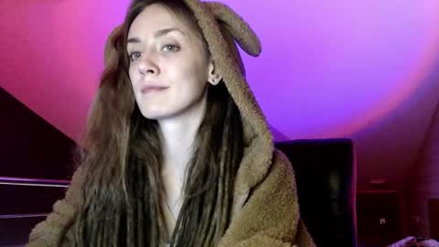 Dalia  online show from January 16, 10:10 am