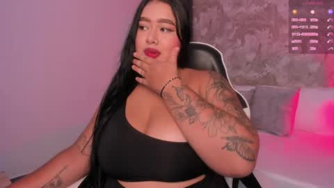 D A L I A  online show from May 29, 7:56 pm