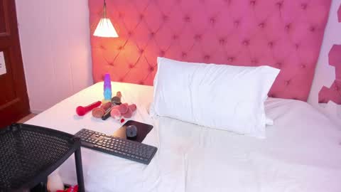 Snapshot of daliascoth chatting on January 17, 10:56 pm Dalia online show from January 17, 10:56 pm