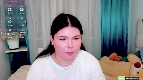 Dalila online show from April 22, 9:33 am