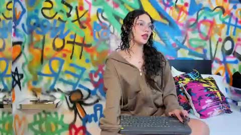Snapshot of daliluu chatting on July 12, 6:21 pm Dali Luu online show from July 12, 6:21 pm