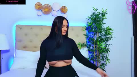 daliyaa_ online show from October 16, 12:17 pm