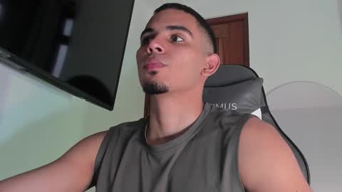 Snapshot of dalton111_ chatting on November 4, 12:04 pm Dalton online show from November 4, 12:04 pm