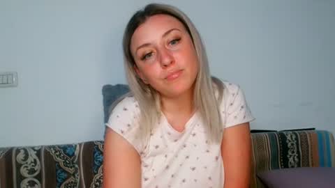 Maria online show from July 8, 9:08 pm