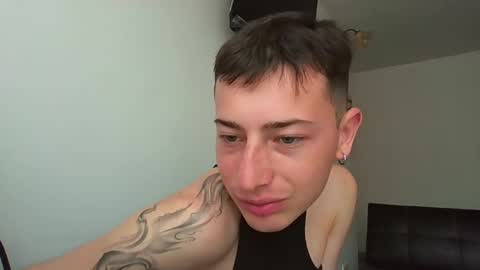 damian_de online show from February 17, 10:14 pm