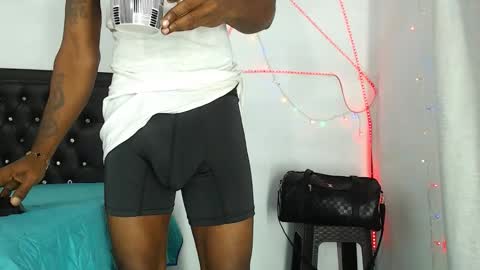 damian_hart_24cm online show from March 2, 11:06 am