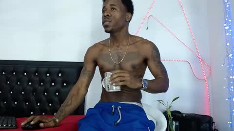 damian_hart_24cm online show from June 4, 11:38 am