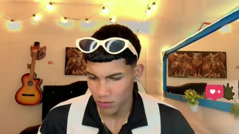 Damian online show from February 8, 2:47 am