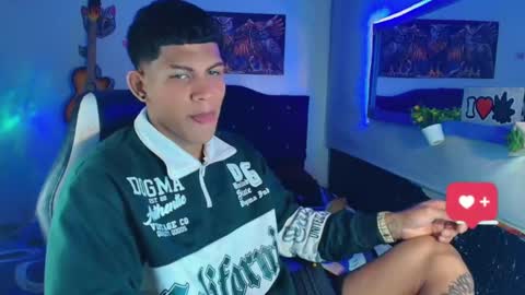 Damian online show from February 8, 8:52 am