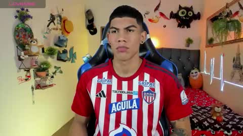 Damian online show from November 17, 3:01 am