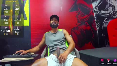 Snapshot of damian_shakur chatting on September 10, 11:21 am damian_shakur online show from September 10, 11:21 am