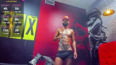 Snapshot of damian_shakur chatting on September 20, 11:22 am damian_shakur online show from September 20, 11:22 am