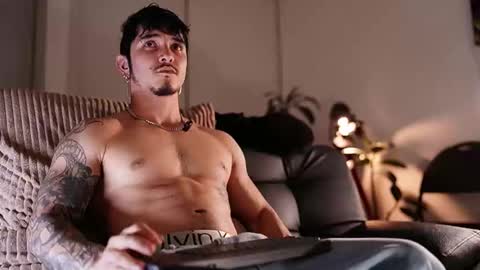 insta damn8   --------  online show from February 11, 11:54 pm