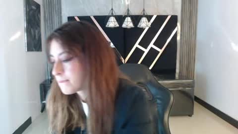 Snapshot of damiaoshun_ch chatting on May 17, 1:18 pm Damia online show from May 17, 1:18 pm