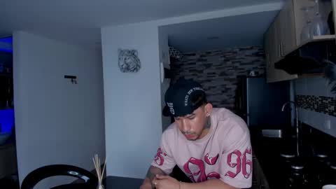 Snapshot of dammianmilleroficial chatting on February 7, 11:58 am INSTAGRAM DAMMIANMILLEROFICIAL online show from February 7, 11:58 am