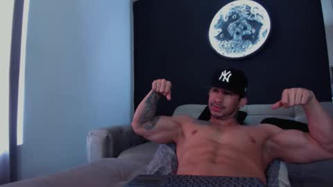 Snapshot of dammianmilleroficial chatting on March 1, 4:09 pm INSTAGRAM DAMMIANMILLEROFICIAL online show from March 1, 4:09 pm