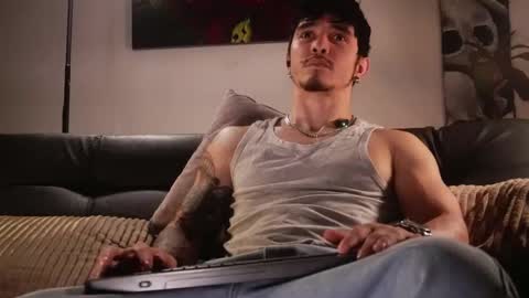 insta damn8   ---         -----  online show from April 8, 11:59 pm