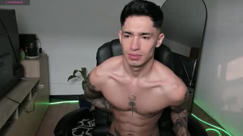 Damon online show from December 22, 9:23 pm