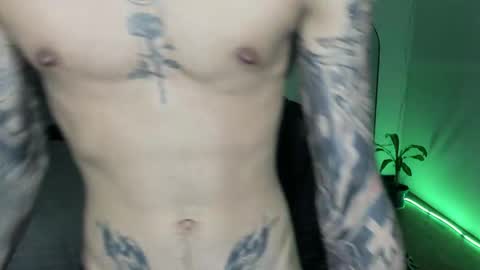 Damon online show from April 16, 3:07 am