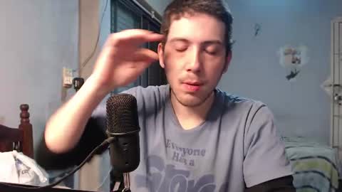 Snapshot of damon_hell chatting on July 10, 12:48 am Damon online show from July 10, 12:48 am