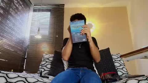 Snapshot of damon_salvarote_s chatting on February 16, 7:43 pm Damon Salvatore online show from February 16, 7:43 pm