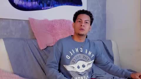 Snapshot of damon_storm chatting on May 28, 11:07 am DAMON online show from May 28, 11:07 am