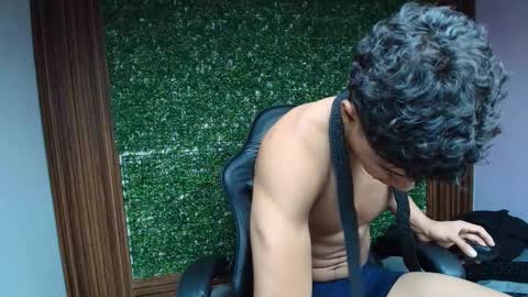 damon online show from December 14, 6:01 pm