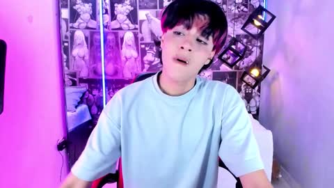 D A N online show from December 21, 12:51 am