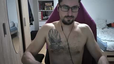 Snapshot of dan_the_man405 chatting on February 4, 9:09 pm King Dan online show from February 4, 9:09 pm