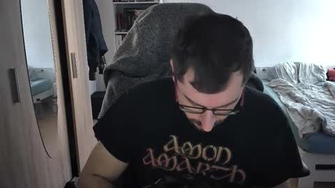 Snapshot of dan_the_man405 chatting on February 8, 1:03 pm King Dan online show from February 8, 1:03 pm