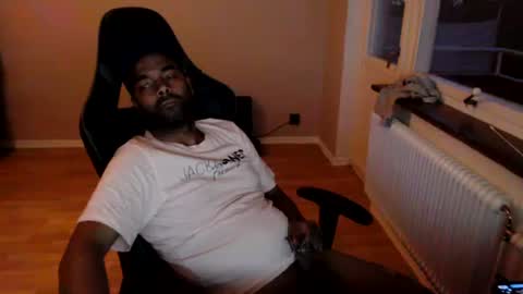 dan_the_man43 online show from June 27, 1:32 am