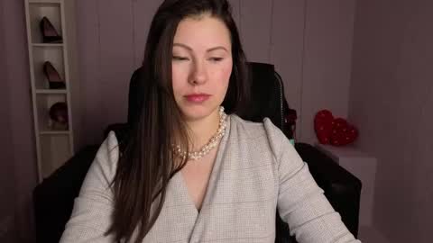 Dana Dom online show from February 9, 1:20 am