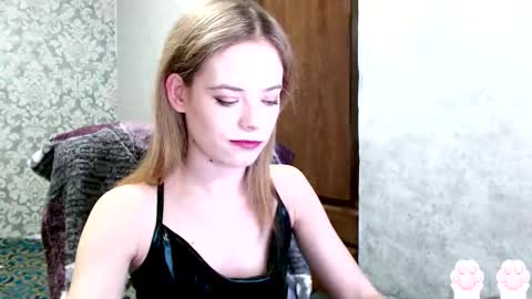 Snapshot of dana_smilex chatting on October 2, 5:53 pm Dana SmileX online show from October 2, 5:53 pm