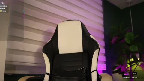 Dana Rouse online show from April 13, 8:14 pm