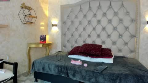    online show from January 16, 8:36 pm