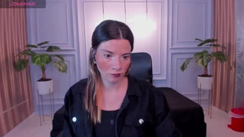 Danaa Rey online show from January 9, 11:24 am