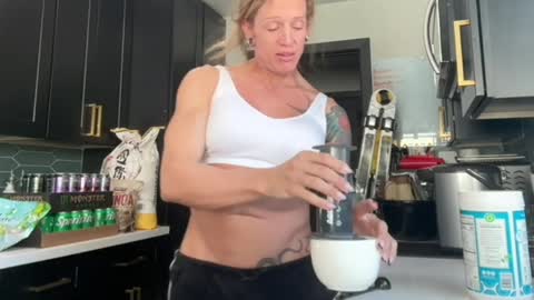 Dana Delvey online show from April 5, 5:54 pm