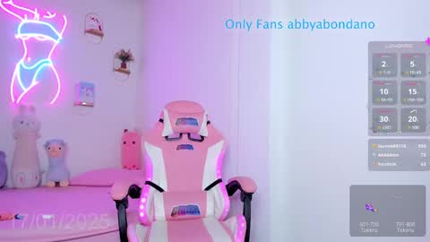 Snapshot of danafinet chatting on January 17, 10:11 am A B B Y online show from January 17, 10:11 am